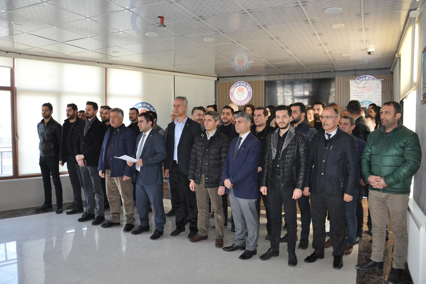 İşten çıkarılan sözleşmeli memurlardan açıklama İşten çıkarılan sözleşmeli memurlardan açıklama